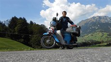 Pirát silnic. Rudolf Tisovský nedá na pionýra dopustit. Pirát silnic. Rudolf Tisovský nedá na pionýra dopustit.
