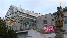 Budova současné hlavní pošty v Ústí nad Orlicí. Budova současné hlavní pošty v Ústí nad Orlicí.