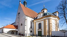 Bývalý klášter františkánů je na prodej za 18,5 milionu korun. Bývalý klášter františkánů je na prodej za 18,5 milionu korun.