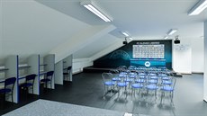 Jednou z novinek na fotbalovém stadionu U Nisy je moderní press centrum, kde... Jednou z novinek na fotbalovém stadionu U Nisy je moderní press centrum, kde...