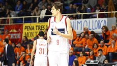 Vít Krejčí v dresu Zaragozy při své premiéře ve španělské lize. Vít Krejčí v dresu Zaragozy při své premiéře ve španělské lize.