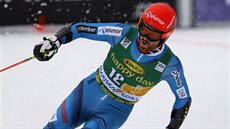 Leif Kristian Haugen v cíli obího slalomu v Kranjské Goe.