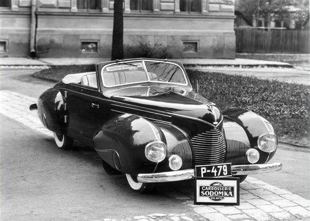 V letech 1939 - 1941 vzniklo ve Vysokém Mýt nkolik elegantních kabriolet...