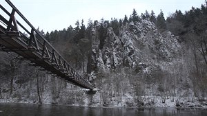 Zakletý svatební prvod na západ ech láká turisty