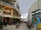 Britský umlec Banksy otevel hotel na Západním behu Jordánu s výhledem na ze...