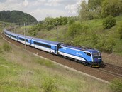 Jednotka railjet poblíž České Třebové Jednotka railjet poblíž České Třebové