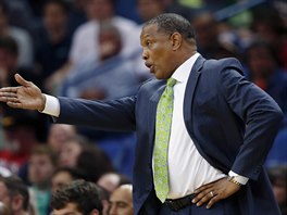 Alvin Gentry diriguje hráe New Orleans