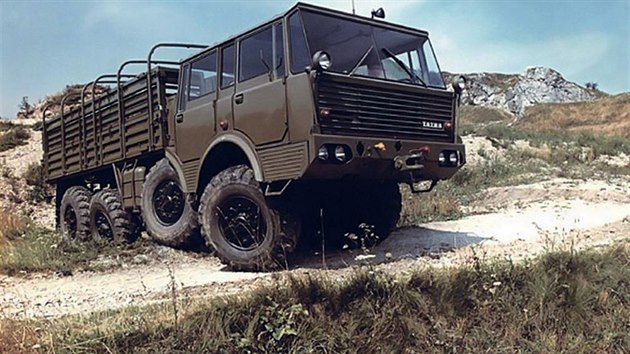 Tatra 813 8x8 Kolos, zkladn vojensk verze