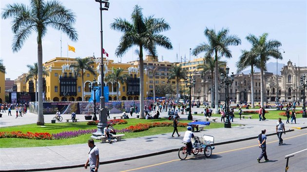 Nmst jmnem Plaza de Armas najdete skoro v kadm perunskm mst. To v Lim je ovem zdaleka nejhonosnj.