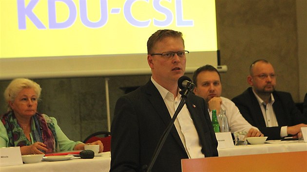 f lidovc Pavel Blobrdek na celosttn konferenci KDU-SL v jihlavskm hotelu Gustav Mahler (18. dubna 2017)