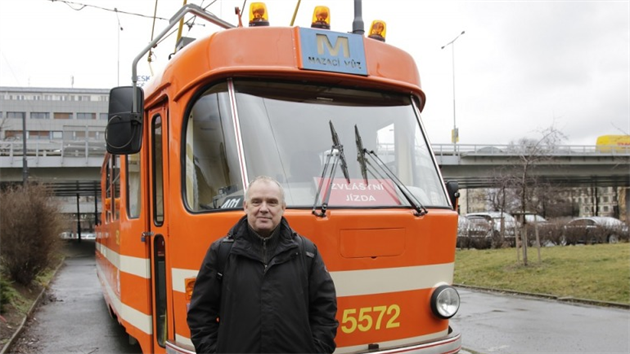 Pavel Fojtk ped mazac tramvaj