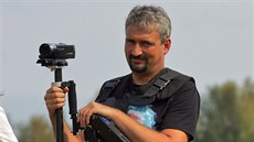 Režisér Dalibor Stach při natáčení videoklipu skupiny Pestalozzi Kolotoč na... Režisér Dalibor Stach při natáčení videoklipu skupiny Pestalozzi Kolotoč na...