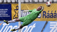 Brankář Karviné Jan Laštůvka v duelu s Jihlavou. Brankář Karviné Jan Laštůvka v duelu s Jihlavou.
