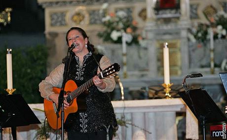 Kathy Kelly zazpívala v roce 2008 v Brn.