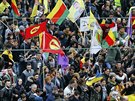 Prokurdská demonstrace ve Frankfurtu nad Mohanem (18. bezna 2017)