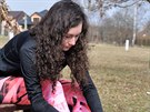 Sedmnáctiletá Kamila se narodila s vrozenou vývojovou vadou pravé ruky. Od...