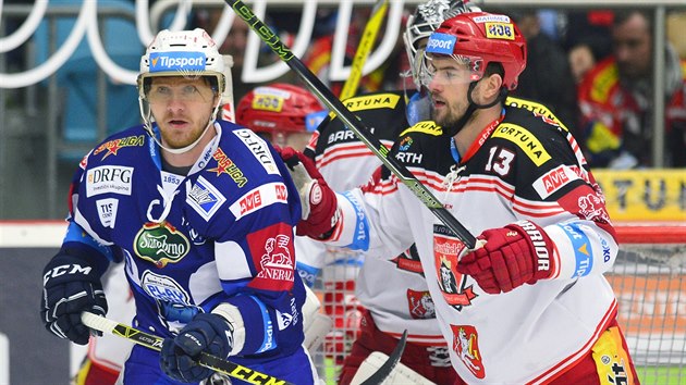 Martin Erat z Komety Brno (vlevo) a Martin tajnoch z Hradce Krlov.