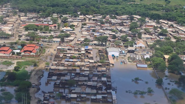 Peru se v poslednch tdnech potk s nejhormi povodnmi za poslednch 20 let (27. bezna 2017)