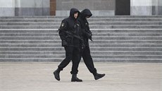 Běloruská policie střeží centrum Minsku (25. března 2017) Běloruská policie střeží centrum Minsku (25. března 2017)