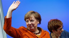 Angela Merkelová a kandidátka CDU v Sársku Annegret Krampová-Karrenbauerová...