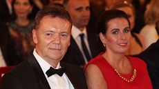 Roman Berbr a Dagmar Damková při slavnostním vyhlašování ankety Fotbalista roku. Roman Berbr a Dagmar Damková při slavnostním vyhlašování ankety Fotbalista roku.