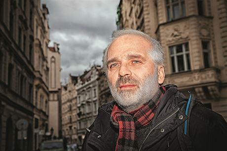 Polský spisovatel Mariusz Surosz