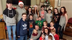 Sue a Noel Radfordovi se svými dětmi v roce 2015 Sue a Noel Radfordovi se svými dětmi v roce 2015