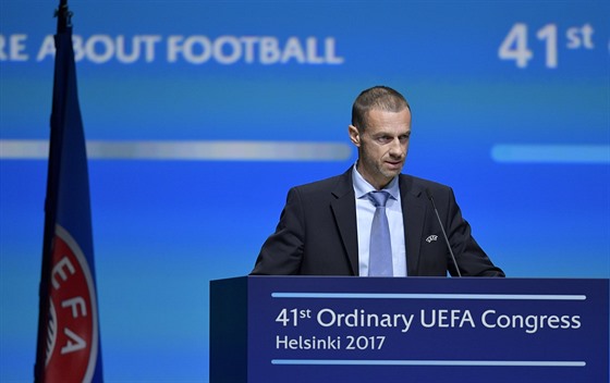 Aleksander eferin na kongresu UEFA