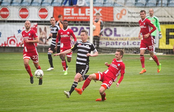 Momentka ze zápasu eské Budjovice vs. Olomouc (ervená)