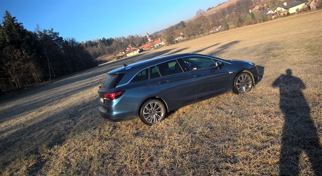 Auto roku 2016 v provedení Sports Tourer