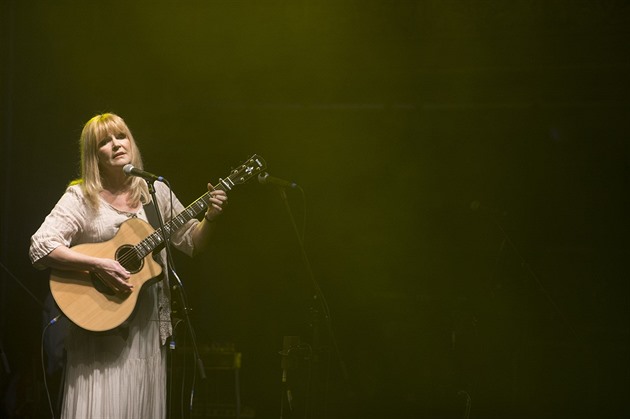 Vra Martinová na galakoncertu pro Michala Tuného (Lucerna, Praha, 4. dubna...