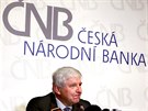 Guvernr NB Ji Rusnok vysvtlil na tiskov konferenci bankovn rady ukonen...