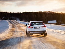 Volvo V90 Cross Country