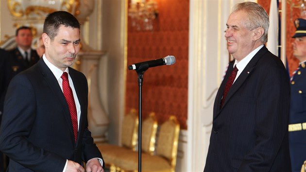 Prezident Milo Zeman jmenoval ministra prmyslu a obchodu Jiho Havlka (4. dubna 2017)