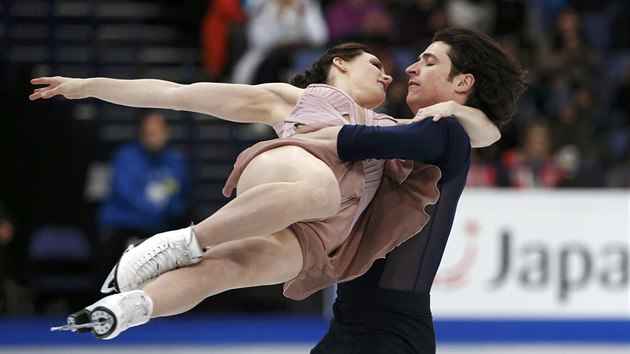 Kanadt krasobruslai Tessa Virtueov a Scott Moir bhem tanc na led na mistrovstv svta v Helsinkch.