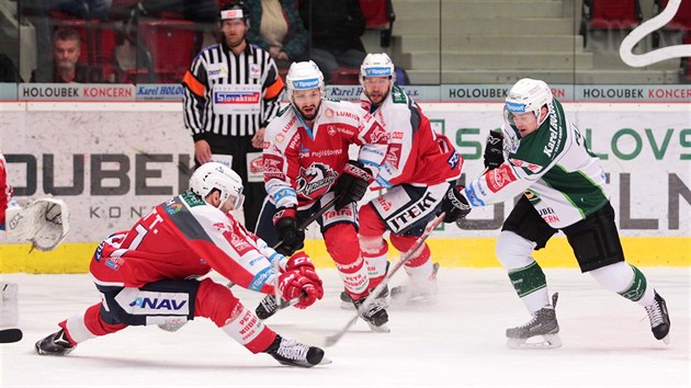 Momentka z utkn Karlovy Vary vs. Pardubice (ervenobl)