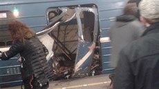 Následky exploze v petrohradském metru (3. dubna 2017) Následky exploze v petrohradském metru (3. dubna 2017)