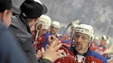 Nejstarším hráčem letošního brodského A-týmu je dvaačtyřicetiletý obránce... Nejstarším hráčem letošního brodského A-týmu je dvaačtyřicetiletý obránce...
