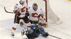 David Rittich v brance Calgary Flames v utkání proti San Jose Sharks. David Rittich v brance Calgary Flames v utkání proti San Jose Sharks.