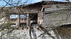 Zámek v Dlouhé Louce na Olomoucku z poátku 18. století u ticet let chátrá.