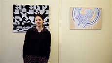 Markéta Fridrichová stojí u fotografie mozaiky od Zdeňka Sýkory, vpravo je už... Markéta Fridrichová stojí u fotografie mozaiky od Zdeňka Sýkory, vpravo je už...