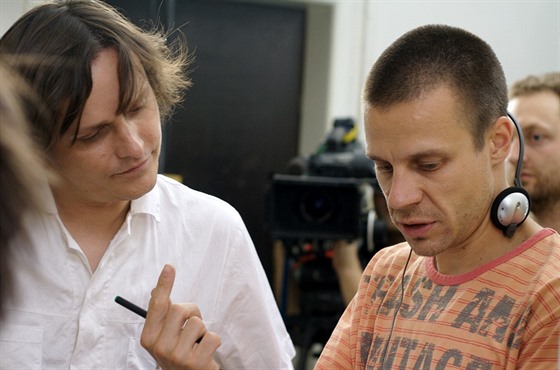 Martin Dolenský (vpravo) pi natáení
