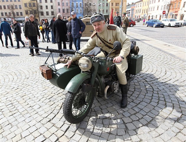 René Kotra z Okrouhlice vlastní i válený motocykl sovtské výroby M-72.