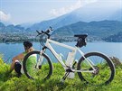 Italové plánují vybudovat cyklostezku kolem celého jezera Garda.