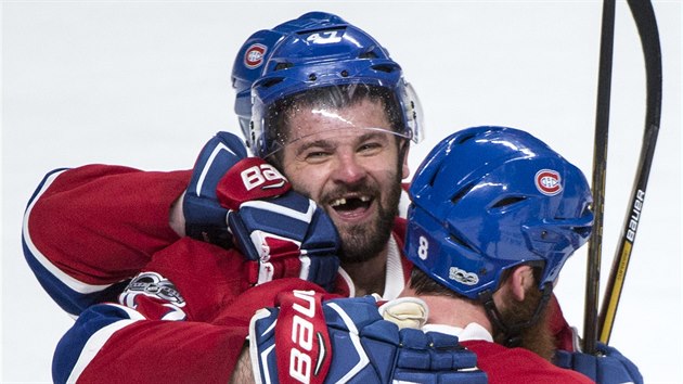 Alexander Radulov (vlevo) se raduje společně s Jordiem Bennem. Alexander Radulov (vlevo) se raduje společně s Jordiem Bennem.