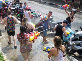 V Thajsku zaal Songkran Festival, známý také jako Vodní festival. Je oslavován...