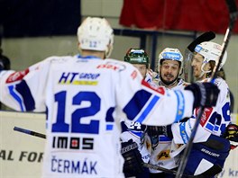 Hokejist Komety Brno slav gl Milana Zaovie.