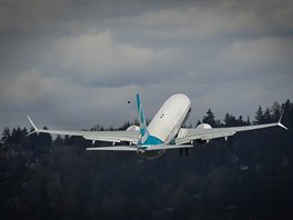 Boeing 737 MAX 9 je dal z nov generace letadel MAX, kter m za sebou prvn...