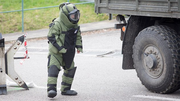 Na tydennm cvien u Temelna se podl 200 vojk, policist a specialist EZ.