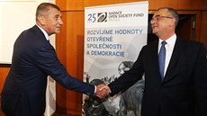 Andrej Babiš a Miroslav Kalousek před debatou lídrů, kterou zorganizoval... Andrej Babiš a Miroslav Kalousek před debatou lídrů, kterou zorganizoval...